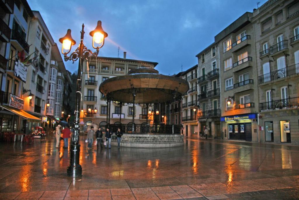 Hotel Ekia Pentsioa Zarautz Exteriér fotografie